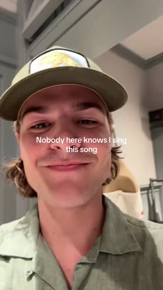 This is a surreal moment at @hollister 