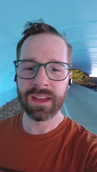 can I build a successful SaaS? no idea, but I'm gonna try 😅 #morningthoughts #buildinpublic #vibecoding #microsaas #saas 