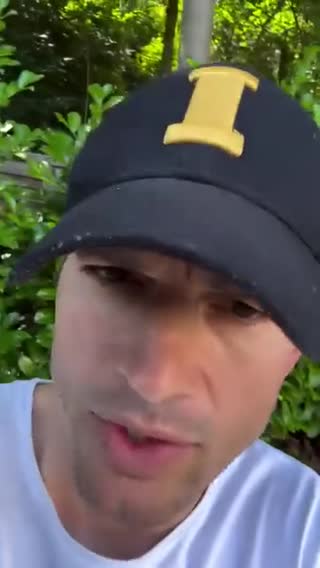 This is just an update reminder.  #ashtonkutcher #fyp #usatiktok #fypシ゚ 