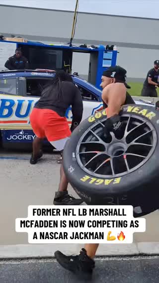 From the NFL to NASCAR 🏈🏁 (Via @Kap Houston) #nascar #nfl #nflfootball #racing 