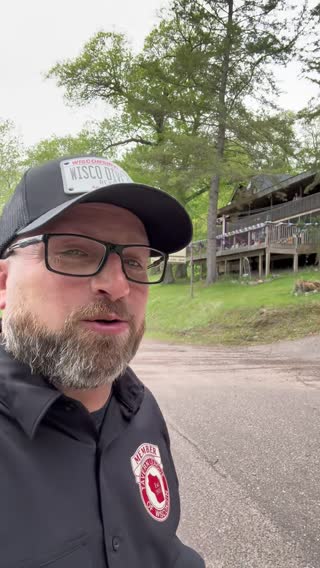 Wisco dive bar wedding at The Rockford House in Sarona, WI #wedding #wisconsin #husband #wife #family #party #wiscodivebars #tavernleagueofwisconsin 