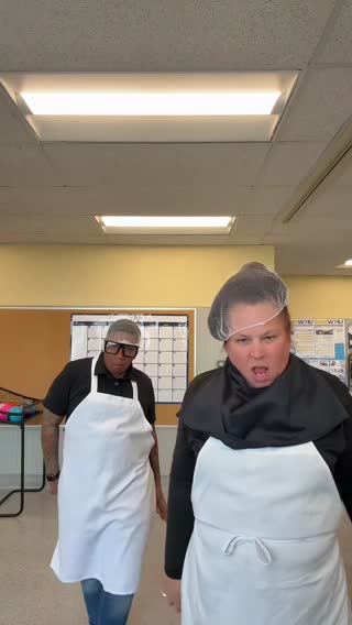 Peach 🍑 season is here #breakroomchronicles #peachcobbler @Melly 