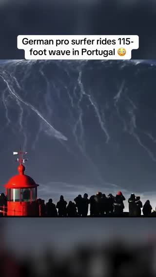 Unreal 😯 (via @Sebastian Steudtner) #surf #portugal #surfer