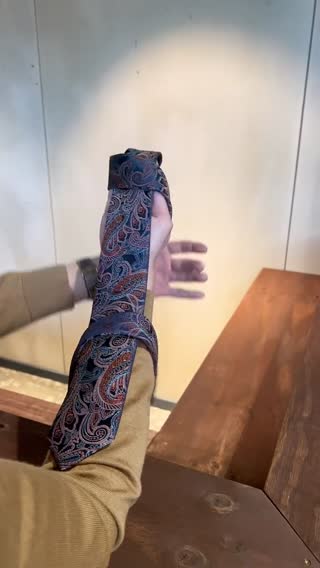 How to do the spiral knot🌀                    #gentlemansclub #mensst...