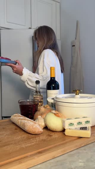 french onion pot roast 🧅🥩 #dinner #potroast #easyrecipe #dutchoven #f...