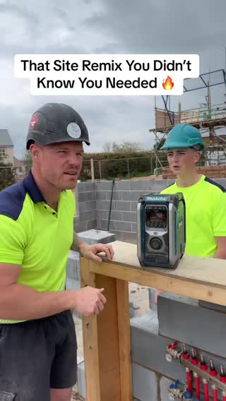 That filthy remix you didnt know you needed on the building site 😍🔉🔥 #construction #constructionuk #constructionsite #tradesmen #tradesman #tradie #tradiesoftiktok #builder #builders #bluecollar #bluecollarboys #brotherew #whatsthat #remix #trending #fyp #foryou #fypシ゚viral #sitelife 