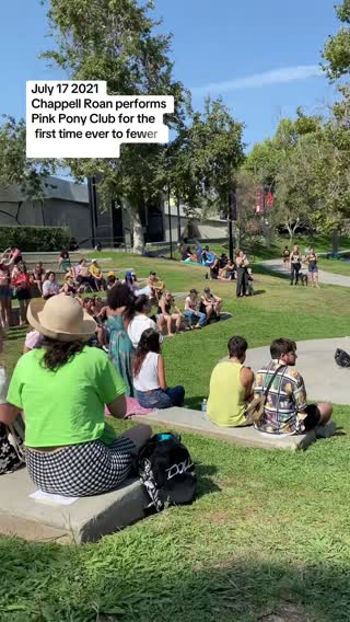 Chappell Roan at community event in 2021. I got emotional seeing so many young people being openly and joyously queer ❤️ little did I know… #yourfavoriteartistfavoriteartist #chappellroan #pinkponyclub #sapphicpop #panpacificpark #queerfieldday #queertiktok #chappellroanconcert #dragartist #bonnaroo @chappell roan 