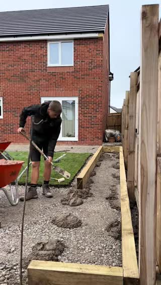 The end results 😍😍😍#plants #plantsoftiktok #plantsplantsplants #gardendesign #diy #gardentransformation 