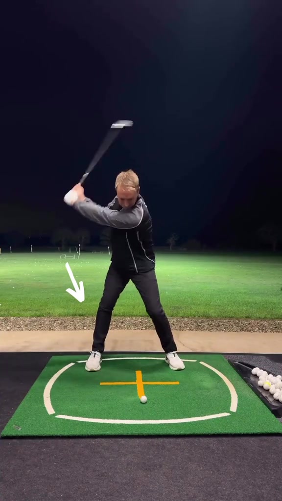Heres a nice visual to smooth out your transition allow you to shift pressure better into your lead foot and get the club on plane in a better delivery position Comment COACH if you need help all students get 1 FREE swing review golf golfer golfers golftok golftiktok