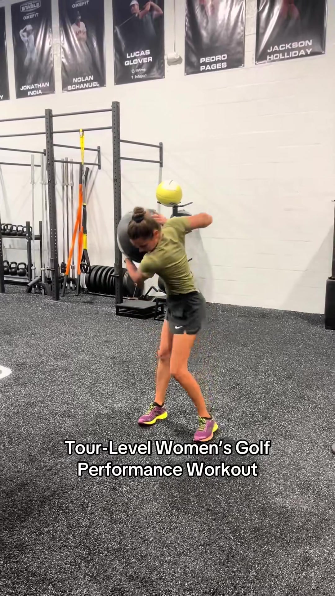 Graziana Demontis 🇩🇪 putting in the work @TheStable 🔥 Comment “Swing ...