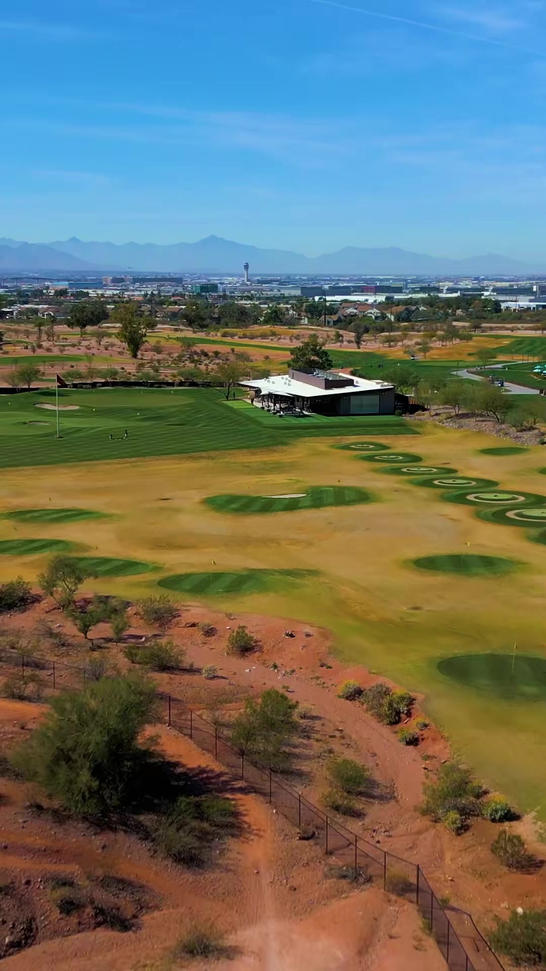 Arizona State University's practice facility is mind-blowing. 🤯 - 12 acres - 2 indoor hitting bays - Custom par-3 course - 7,000 square foot clubhouse - Design input from Phil Mickelson #golf #golftok #golftiktok #fyp #arizonastate 