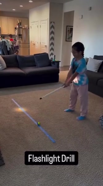 EPIXTM Golf Hack Simple cheap and honestly kind of genius A flashlight on both ends shows whether your club path is staying on linebackstroke top position and followthrough Sometimes the best training aid isnt expensive its just smart EPIXTM GolfHack GolfTips GolfTraining PuttingDrill
