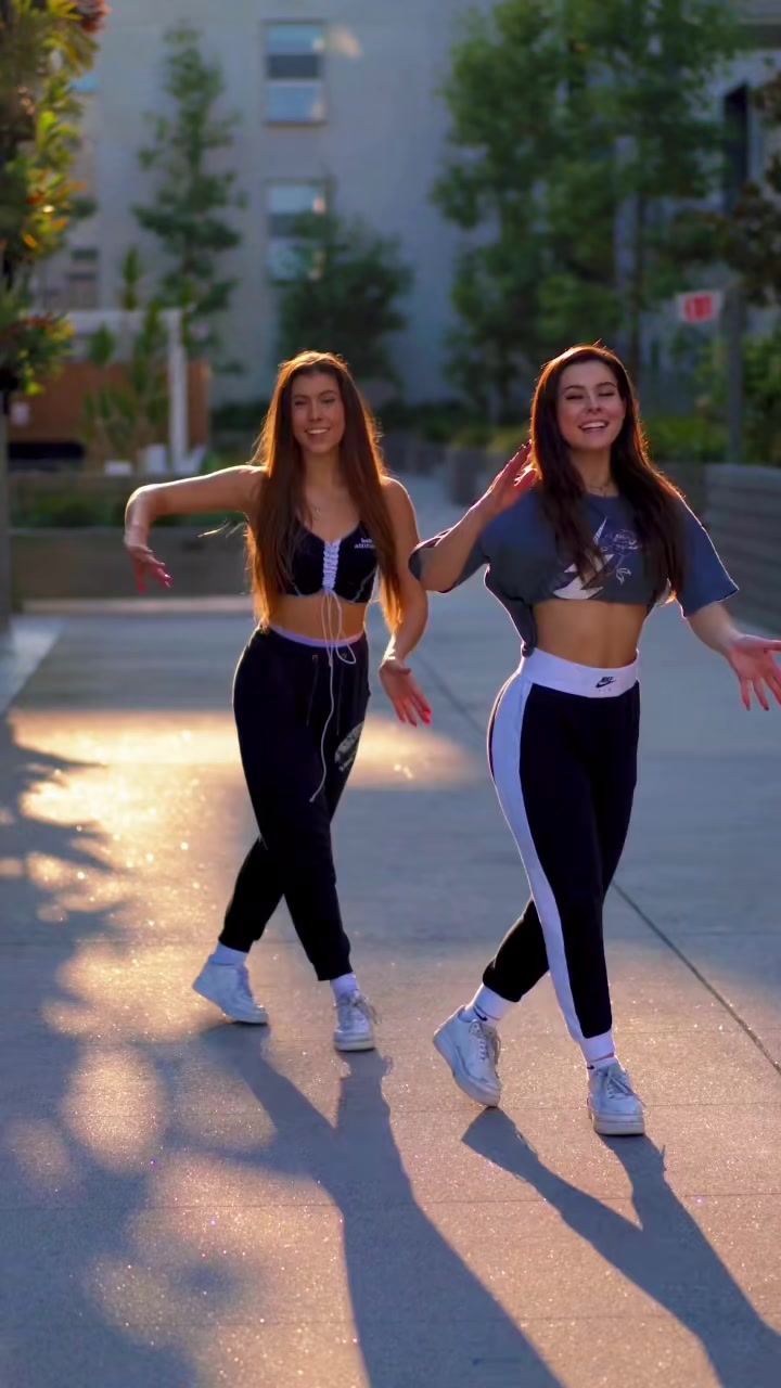 That girl ;) @cortneycgibson //📹: @jinks.la