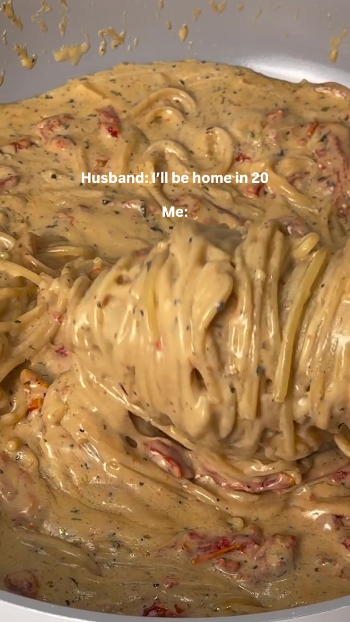 Creamy Sun-Dried Tomato Pasta 🍝

This one went viral for a reason and I had to make it myself. 20 minutes and it tastes like you cooked all day.

Comment PASTA and I’ll send you what you see ⬇️

16 oz spaghetti | 4 tbsp butter | 4 garlic cloves minced | 1 cup sun-dried tomatoes oil-packed and drained | 2 cups chicken broth | 8 oz cream cheese softened and cubed | 1½ cups milk | 1 tsp dried basil | ½ tsp black pepper | 1 cup freshly grated parmesan | Red pepper flakes optional